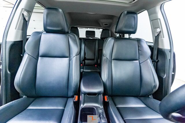 2015 Toyota RAV4 AWD Limited Leather Roof Nav BCam Red Deer AB