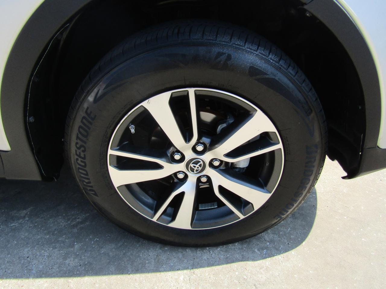 2015 Toyota RAV4 FWD 4dr LE (Natl) Grand Prairie TX