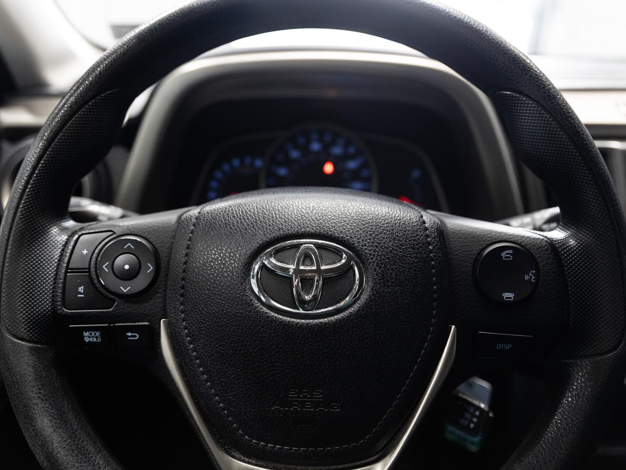 2015 Toyota RAV4 LE AWD Cranberry PA