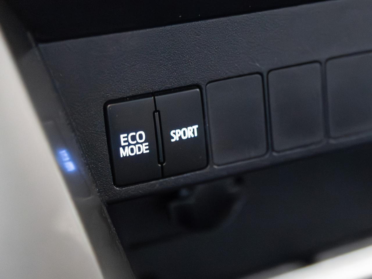 2015 Toyota RAV4 LE AWD Cranberry PA