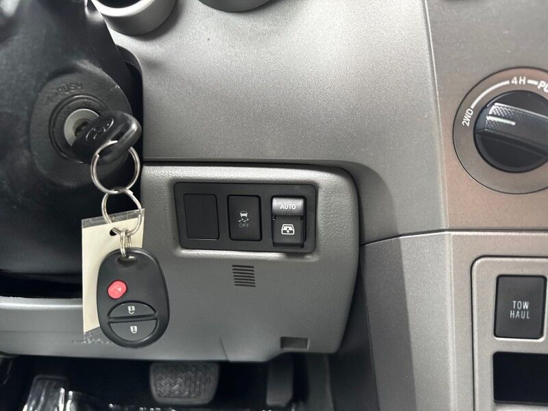 2015 Toyota Sequoia SR5 4WD Arlington VA