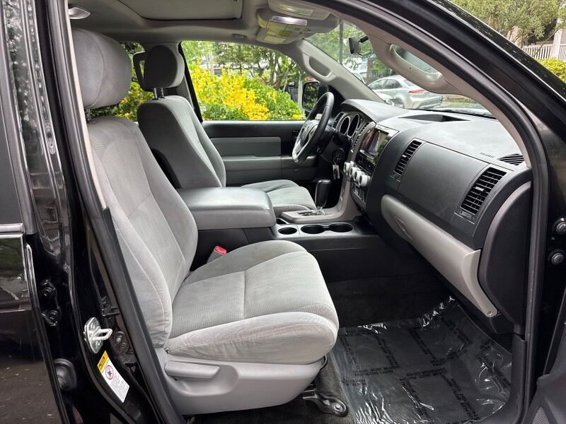 2015 Toyota Sequoia SR5 4WD Arlington VA