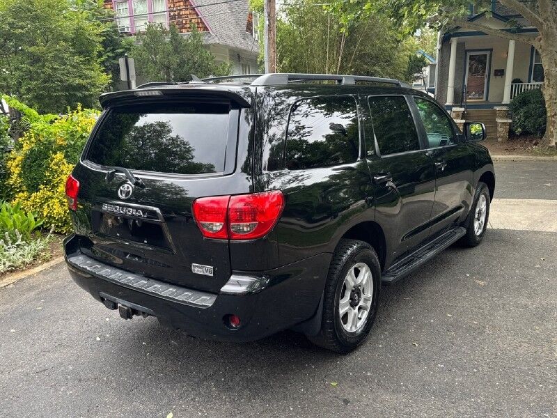 2015 Toyota Sequoia SR5 4WD Arlington VA