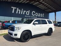Toyota Sequoia SR5 5.7L V8 2015