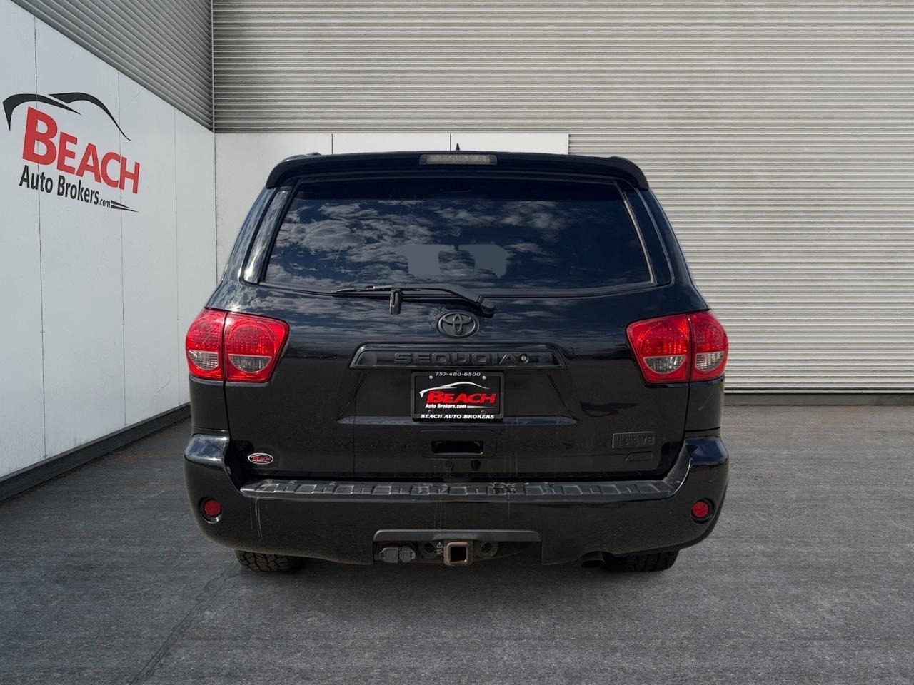 2015 Toyota Sequoia SR5, HEATED SEATS, RUNNING BOARDS, SUNROOF, POWERED 3RD ROW, POWER/HEATED MIRRORS, NAVIGATION, TOW PACKAGE, ALL WEATHER FLOOR MATS, BLUETOOTH, ONLY 1 OWNER, RARE RIDE ALERT SNAG IT BEFORE ITS GONE! Norfolk VA