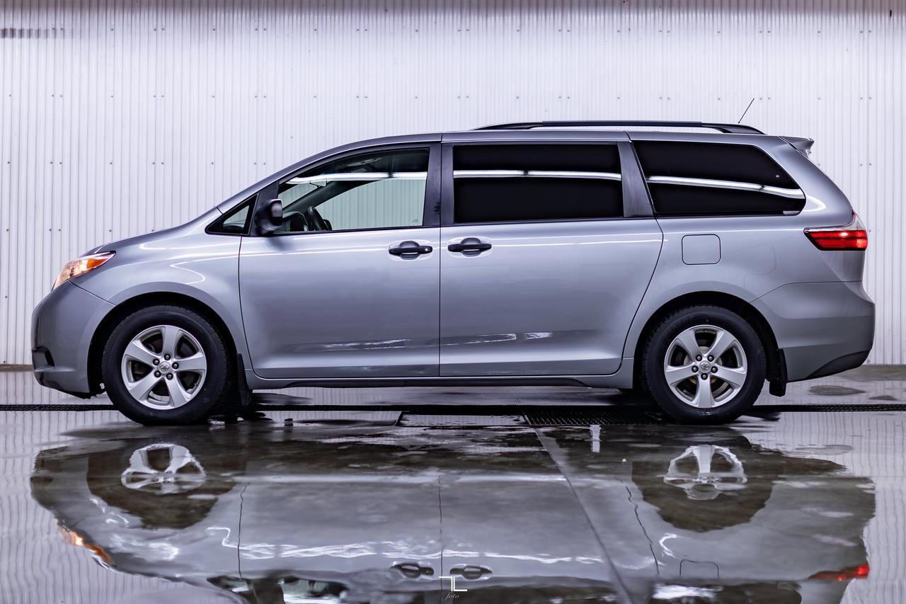 2015 Toyota Sienna L BCam 7 Passenger Red Deer AB