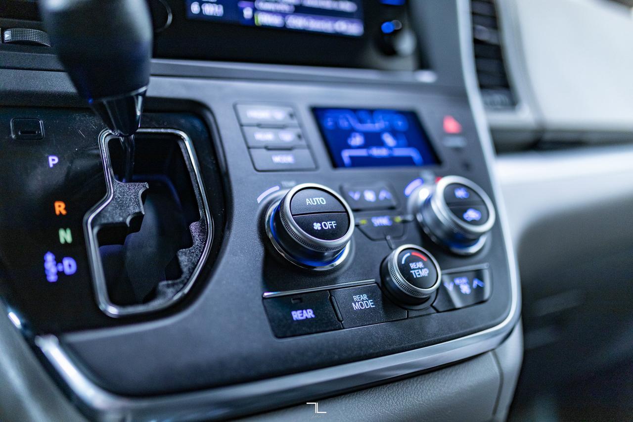 2015 Toyota Sienna L BCam 7 Passenger Red Deer AB