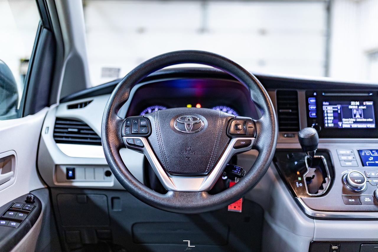 2015 Toyota Sienna L BCam 7 Passenger Red Deer AB