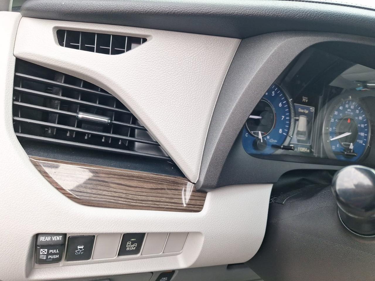 2015 Toyota Sienna L Hurst TX