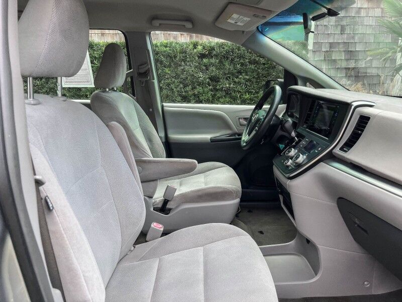 2015 Toyota Sienna L Wilmington NC