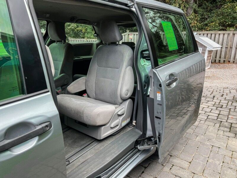 2015 Toyota Sienna L Wilmington NC