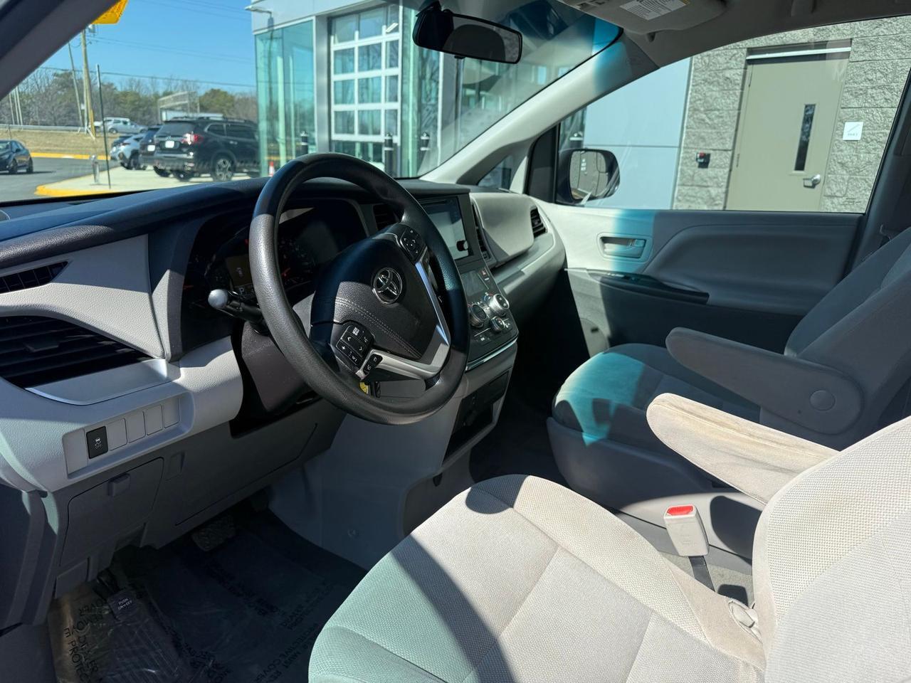 2015 Toyota Sienna L Springfield VA