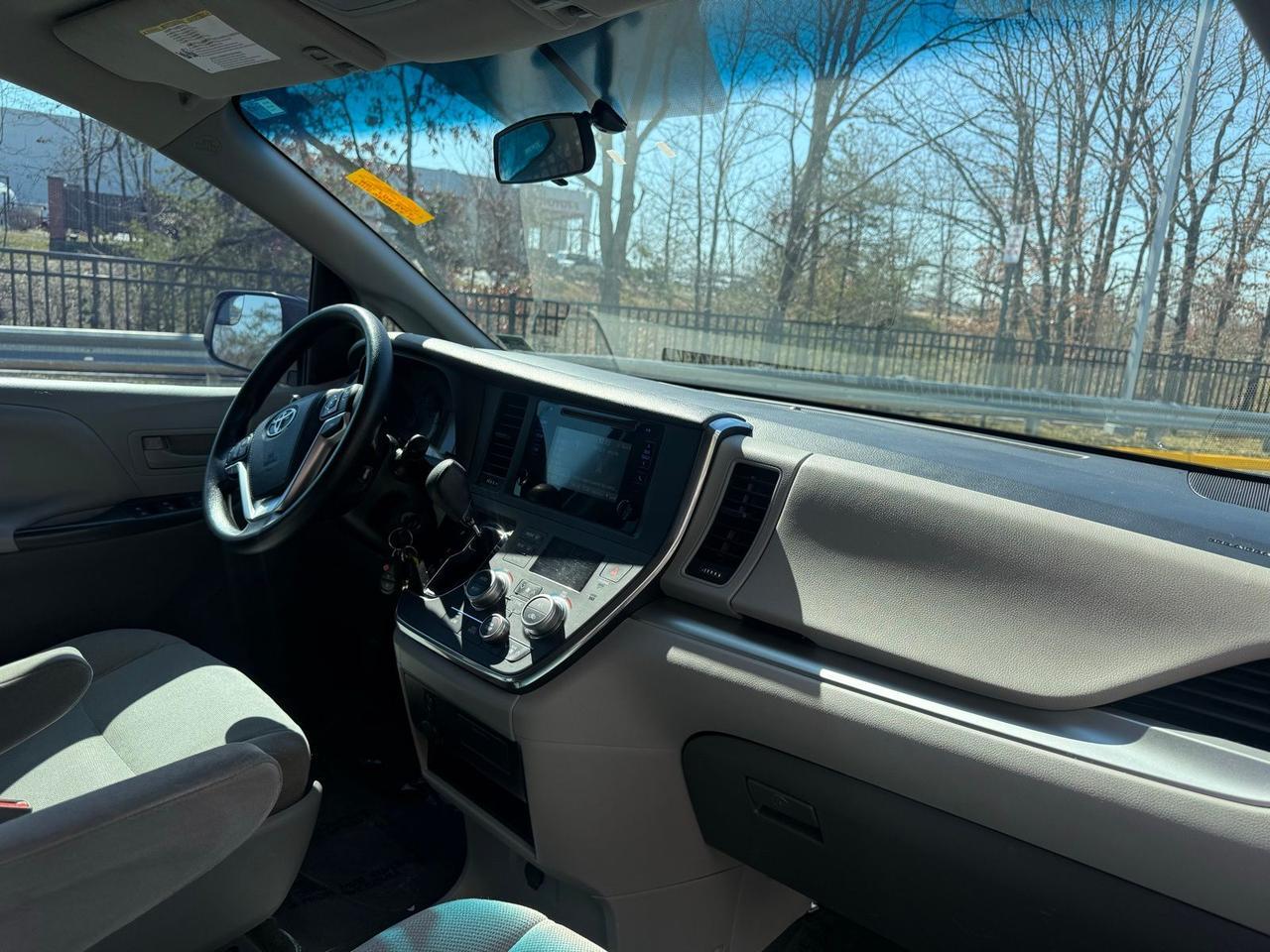 2015 Toyota Sienna L Springfield VA