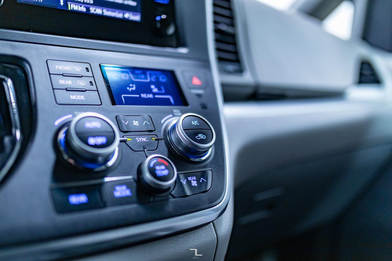 2015 Toyota Sienna LE BCam 7 Passenger Red Deer AB