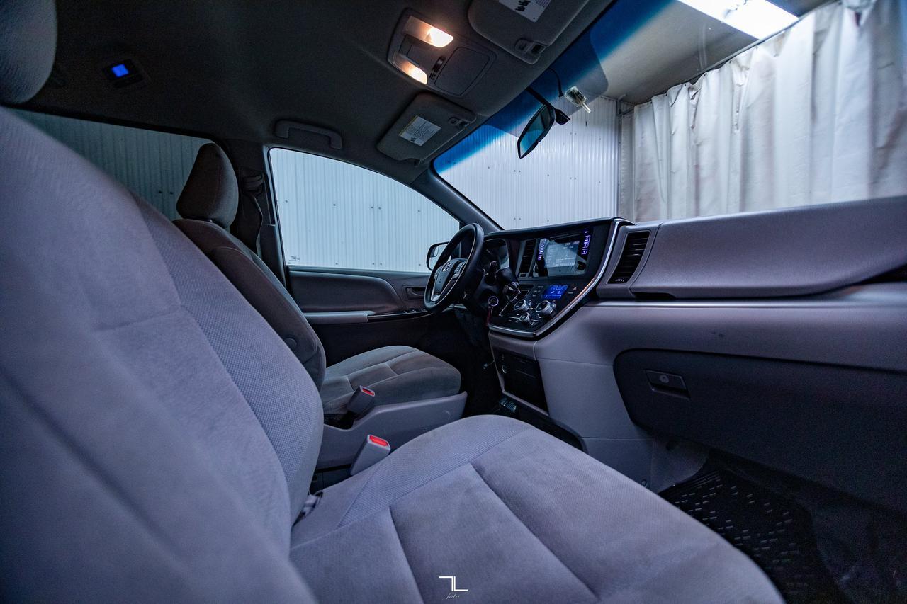 2015 Toyota Sienna LE BCam 7 Passenger Red Deer AB