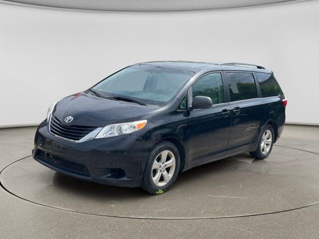 2015 Toyota Sienna LE