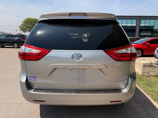 2015 Toyota Sienna LE FWD 8-Passenger V New Braunfels TX