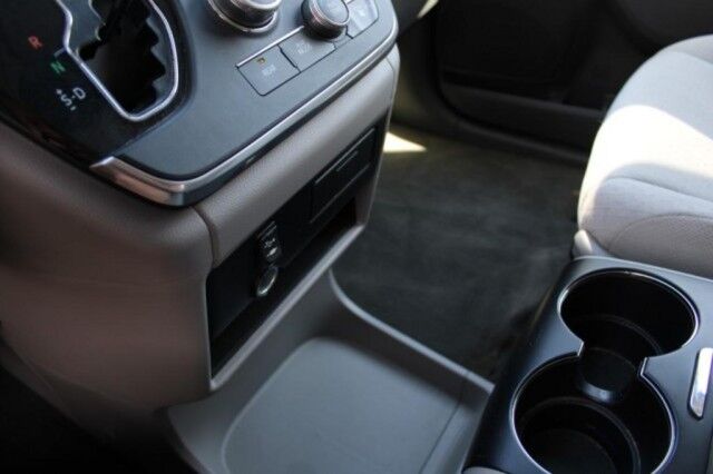 2015 Toyota Sienna LE LE Melbourne FL