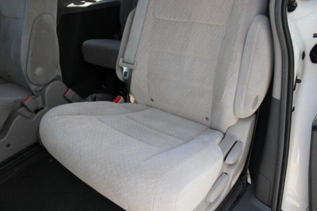 2015 Toyota Sienna LE LE Melbourne FL