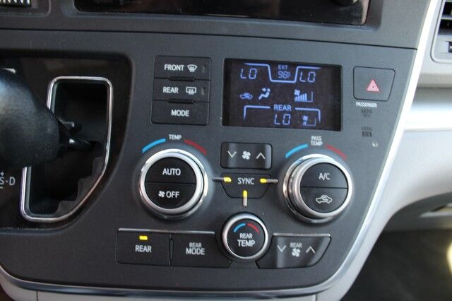 2015 Toyota Sienna LE LE Melbourne FL
