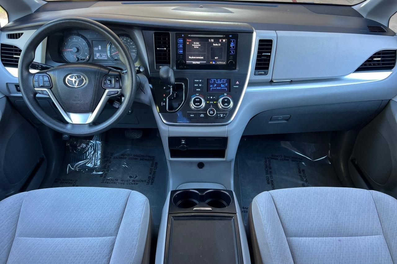 2015 Toyota Sienna LE Roseville CA