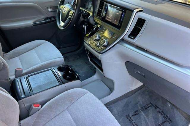 2015 Toyota Sienna LE Roseville CA