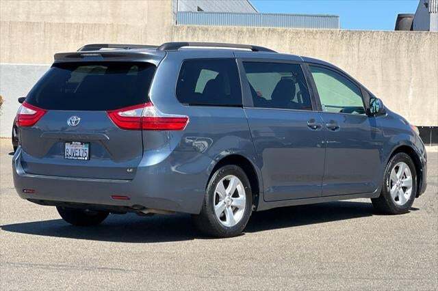 2015 Toyota Sienna LE Roseville CA