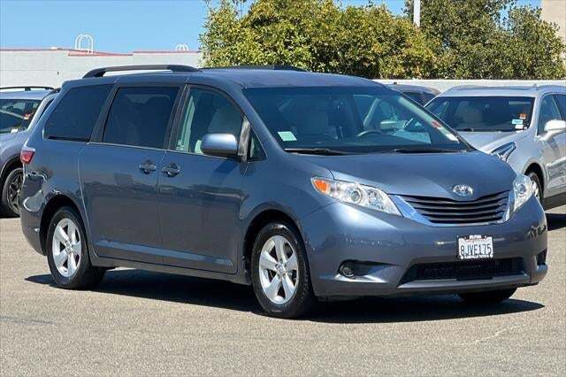 2015 Toyota Sienna LE Roseville CA