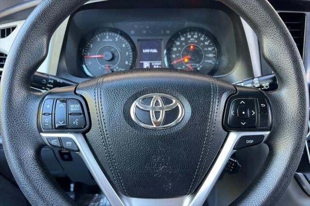 2015 Toyota Sienna LE Roseville CA