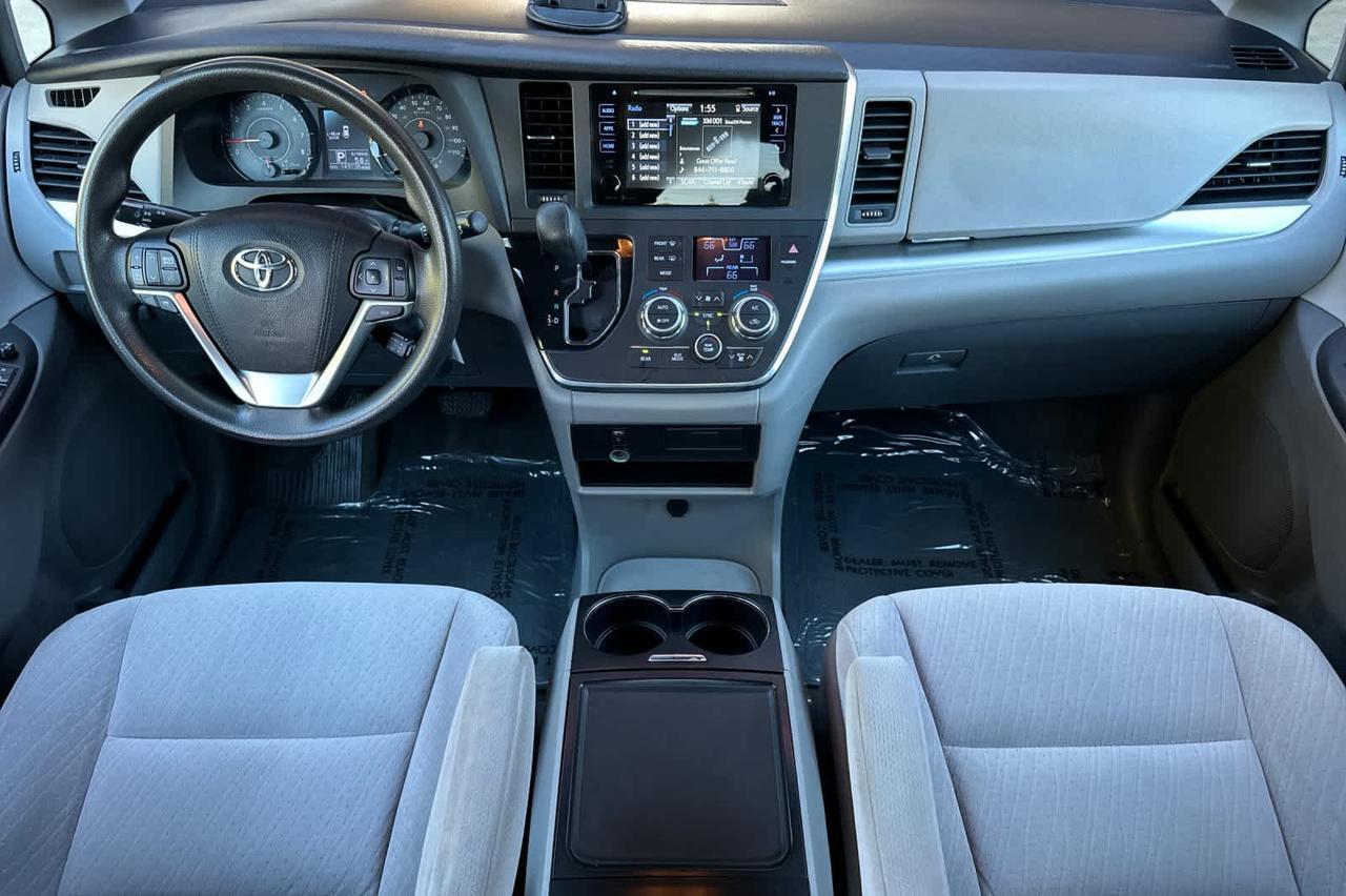 2015 Toyota Sienna LE Roseville CA