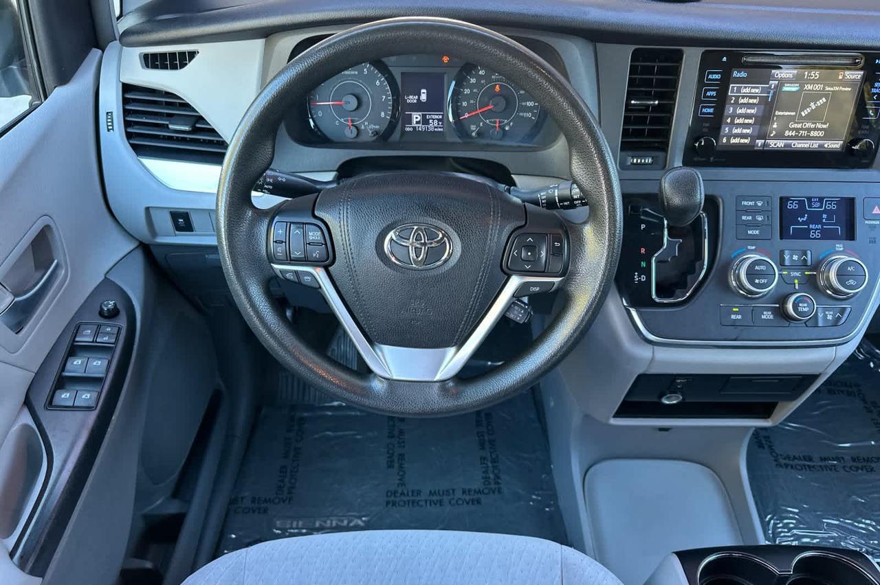 2015 Toyota Sienna LE Roseville CA