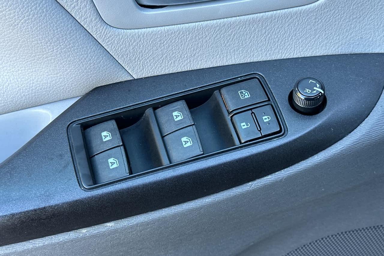 2015 Toyota Sienna LE Roseville CA