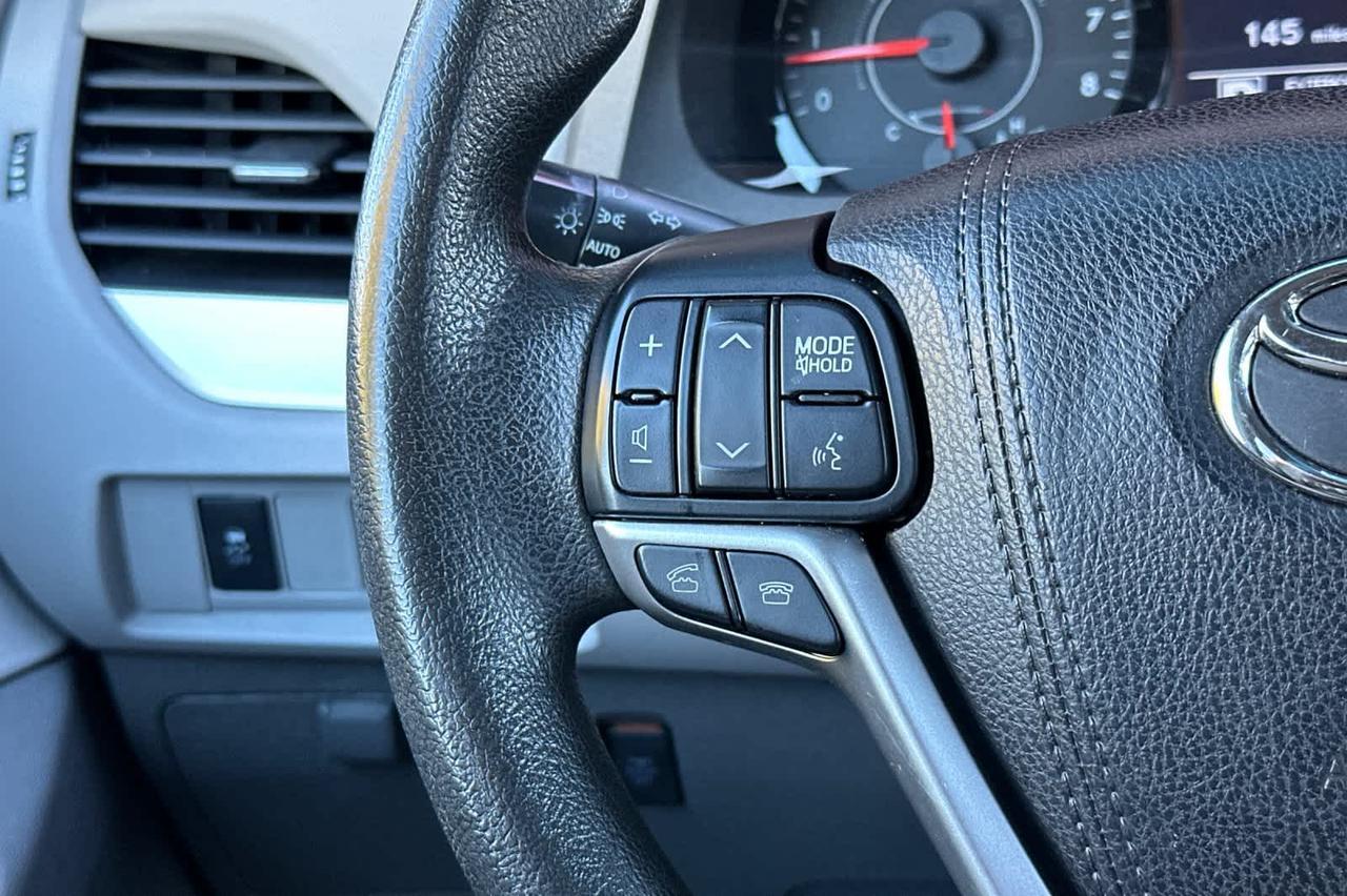 2015 Toyota Sienna LE Roseville CA