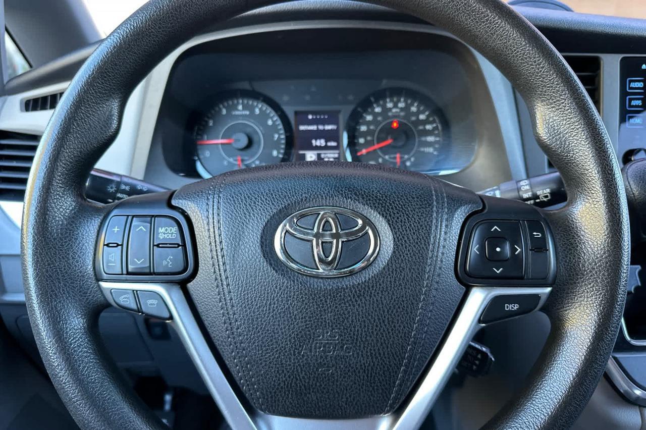 2015 Toyota Sienna LE Roseville CA