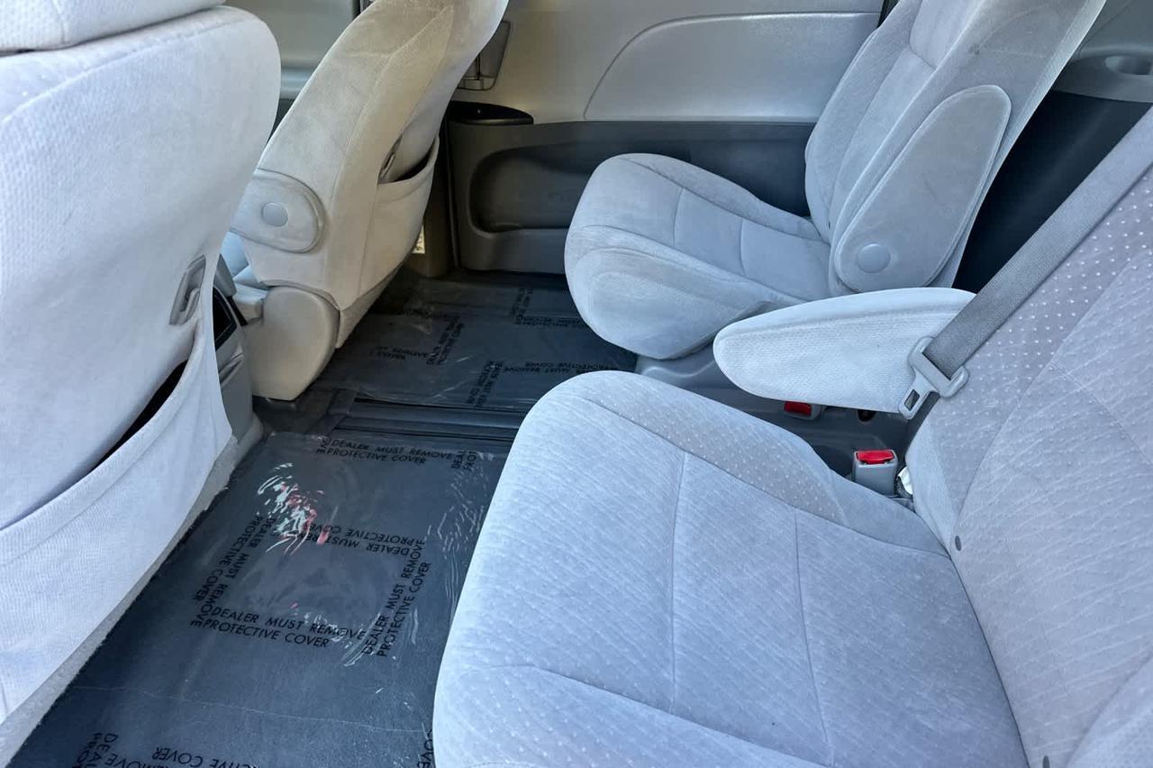 2015 Toyota Sienna LE Roseville CA