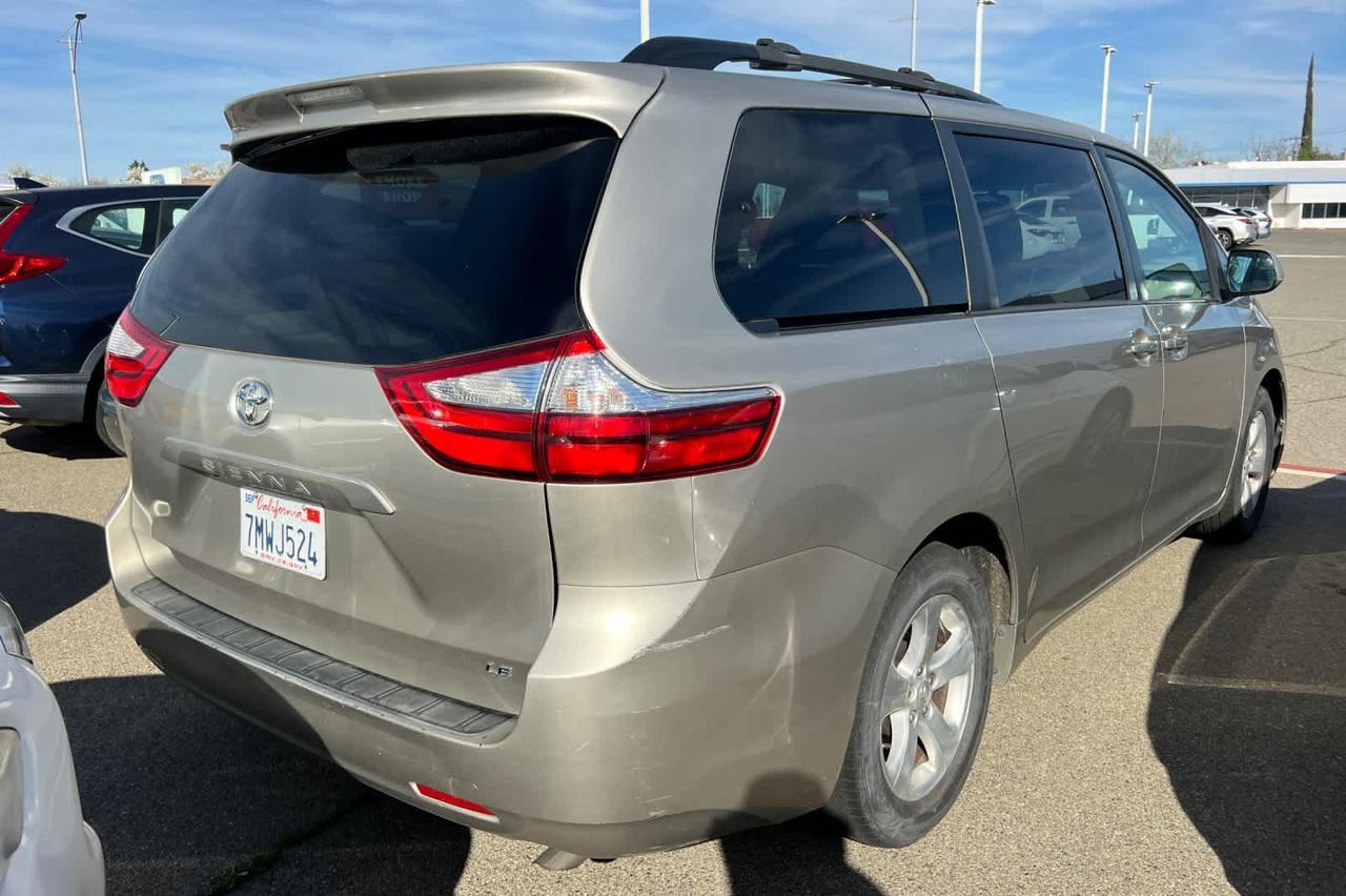 2015 Toyota Sienna LE Roseville CA