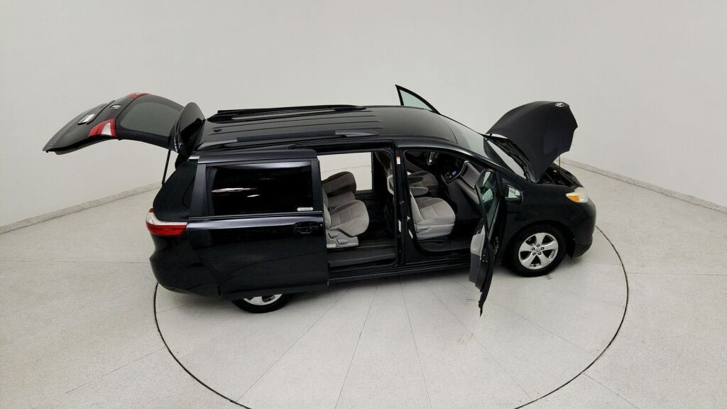 2015 Toyota Sienna LE Laurel MD