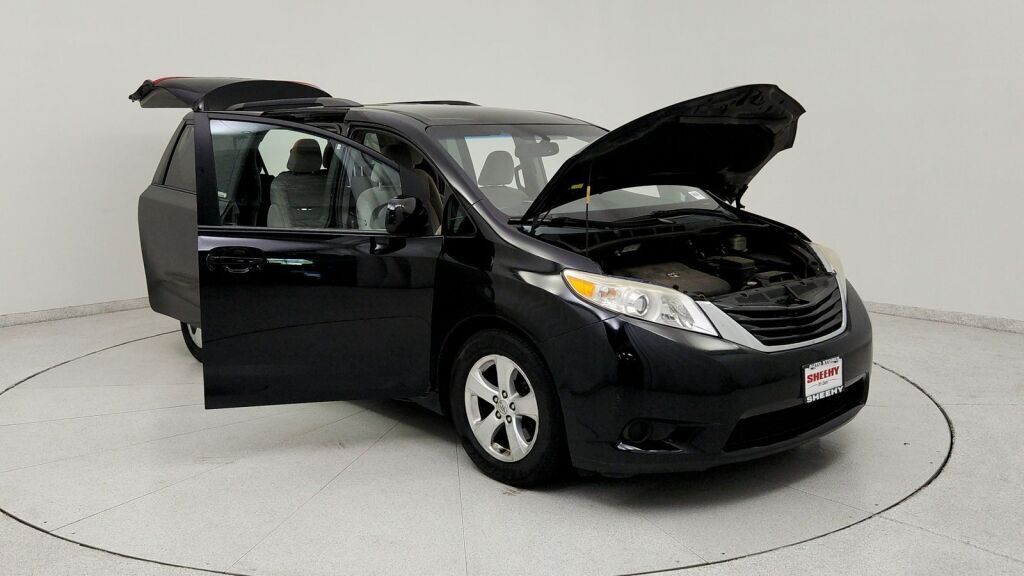 2015 Toyota Sienna LE Laurel MD