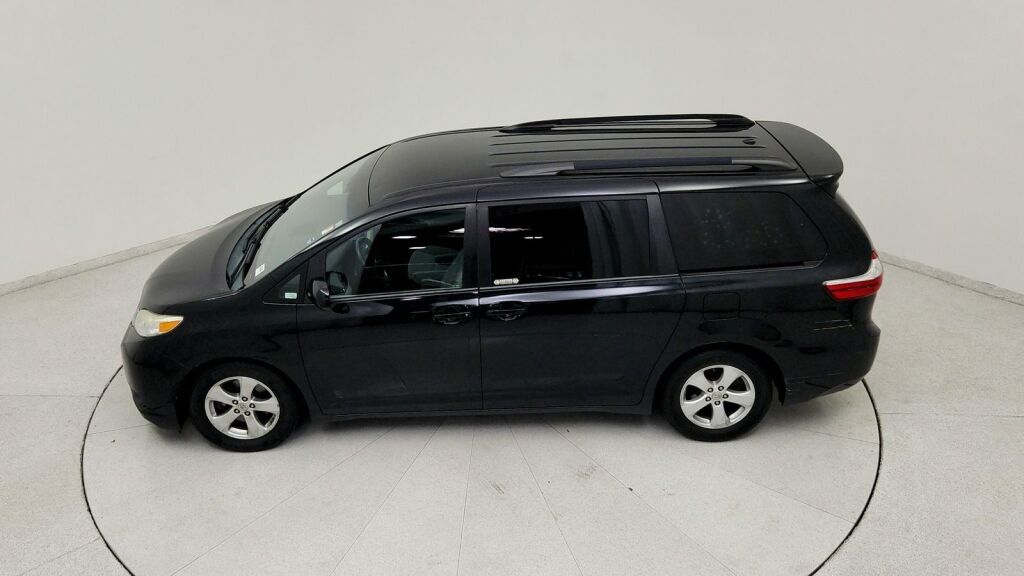 2015 Toyota Sienna LE Laurel MD