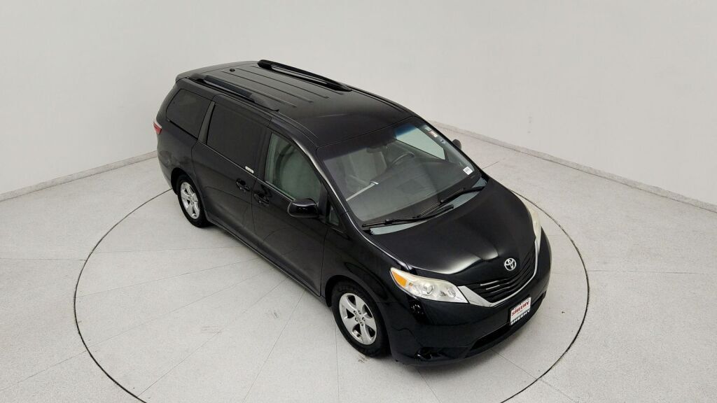 2015 Toyota Sienna LE Laurel MD