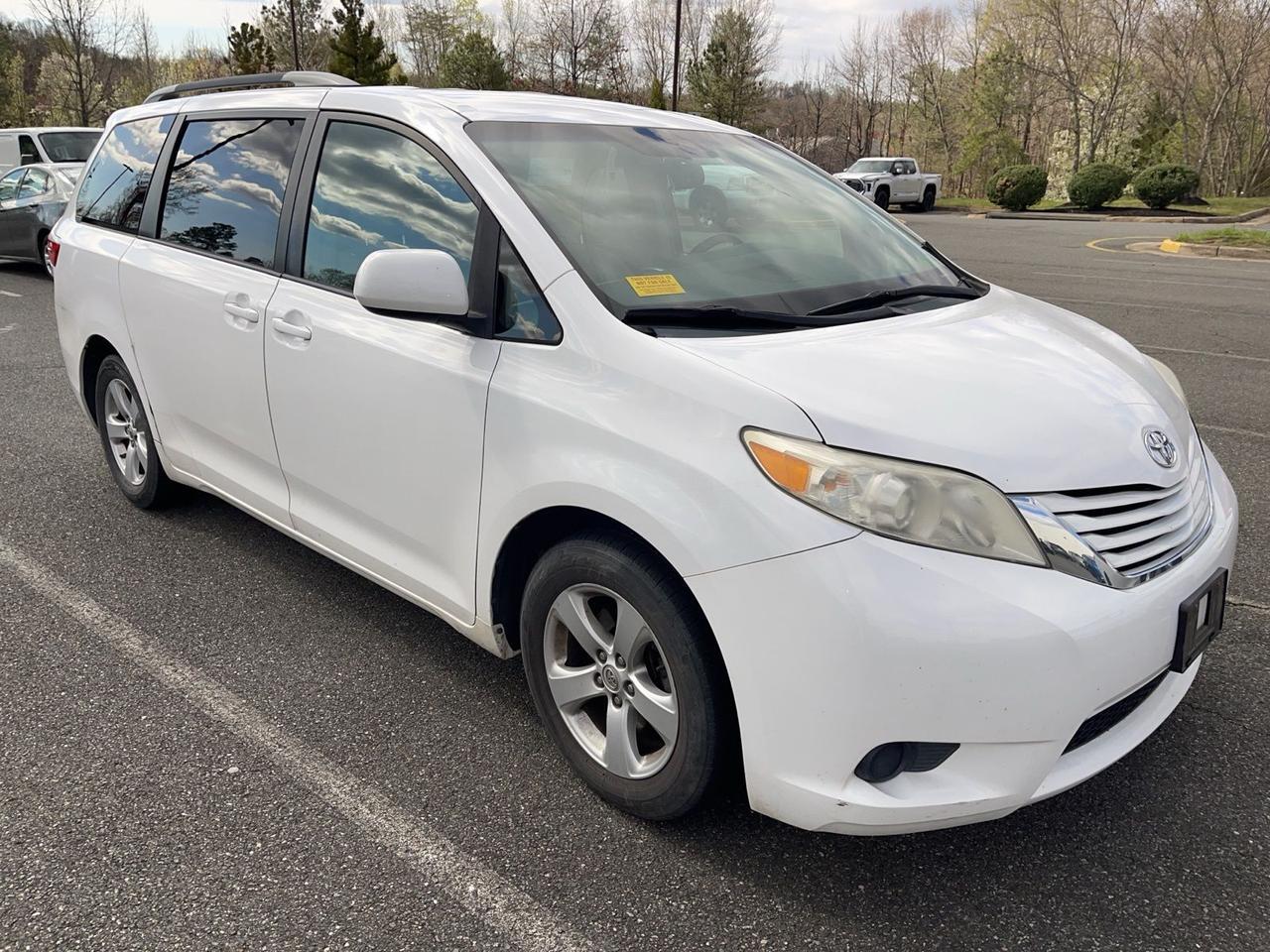2015 Toyota Sienna LE Stafford VA