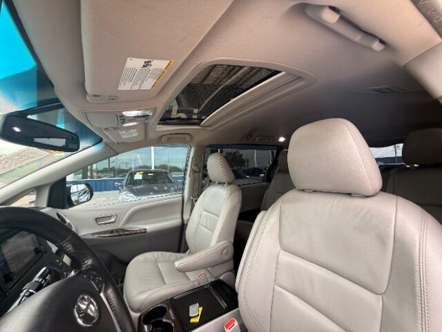 2015 Toyota Sienna Limited 7 Passenger Austin TX
