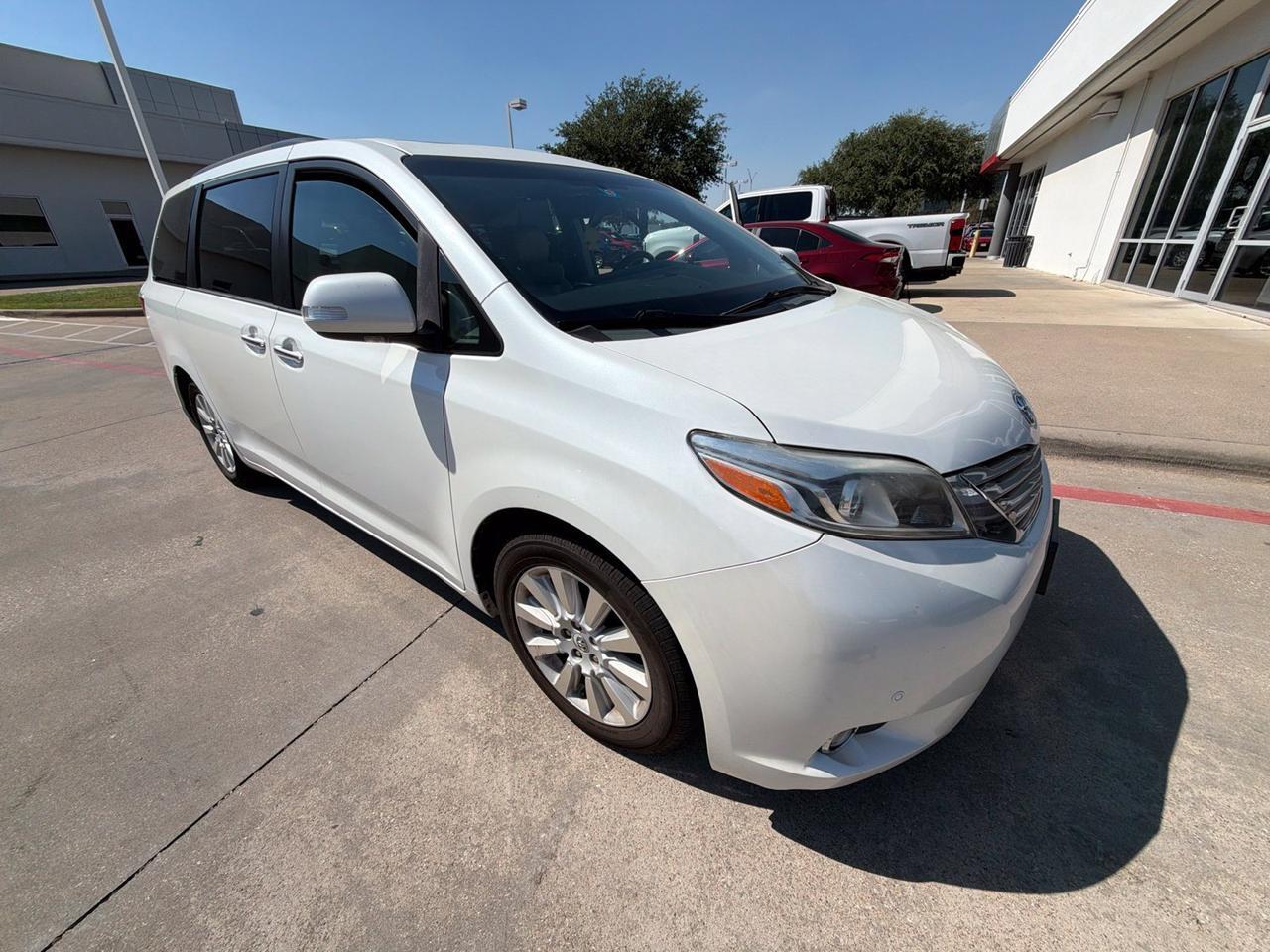 2015 Toyota Sienna Limited Hurst TX