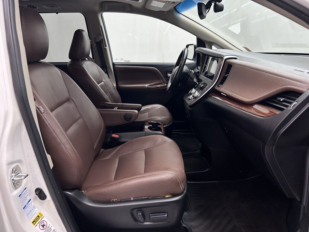 2015 Toyota Sienna Limited Portland OR