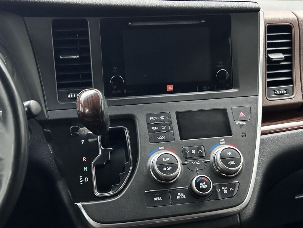 2015 Toyota Sienna Limited Portland OR