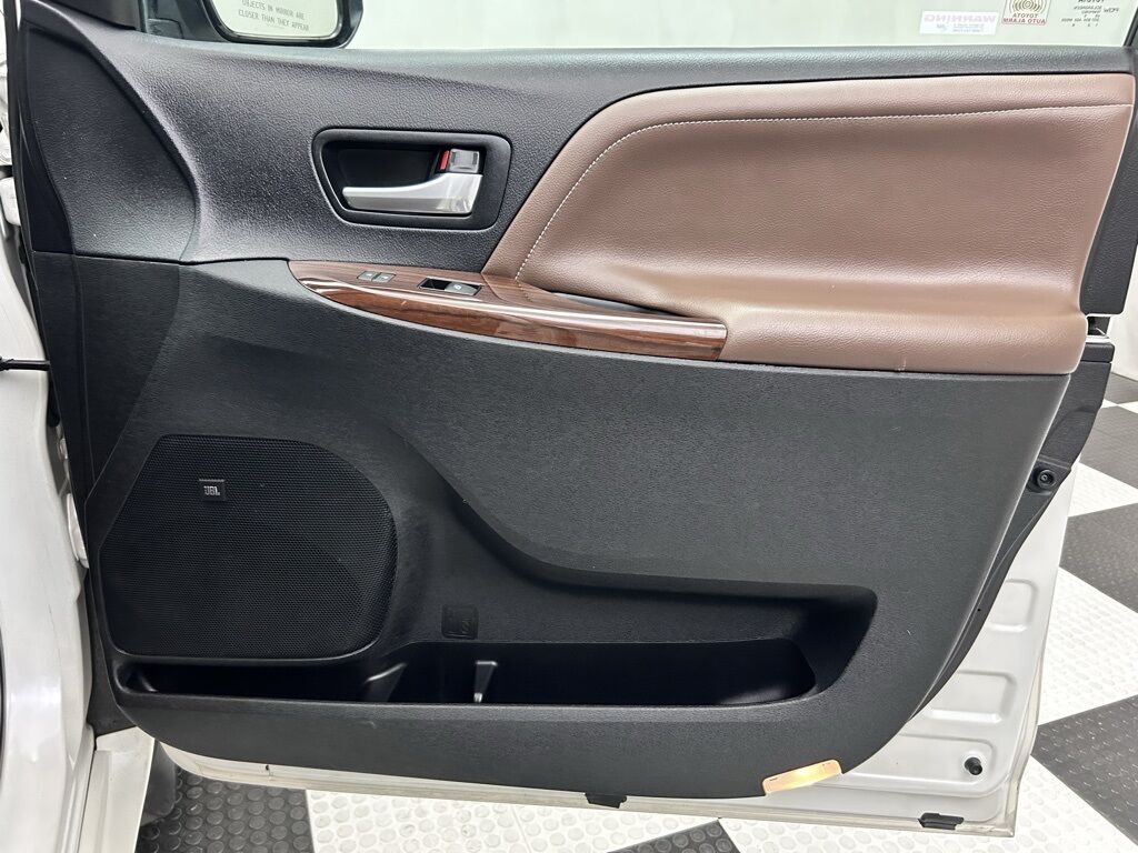 2015 Toyota Sienna Limited Portland OR
