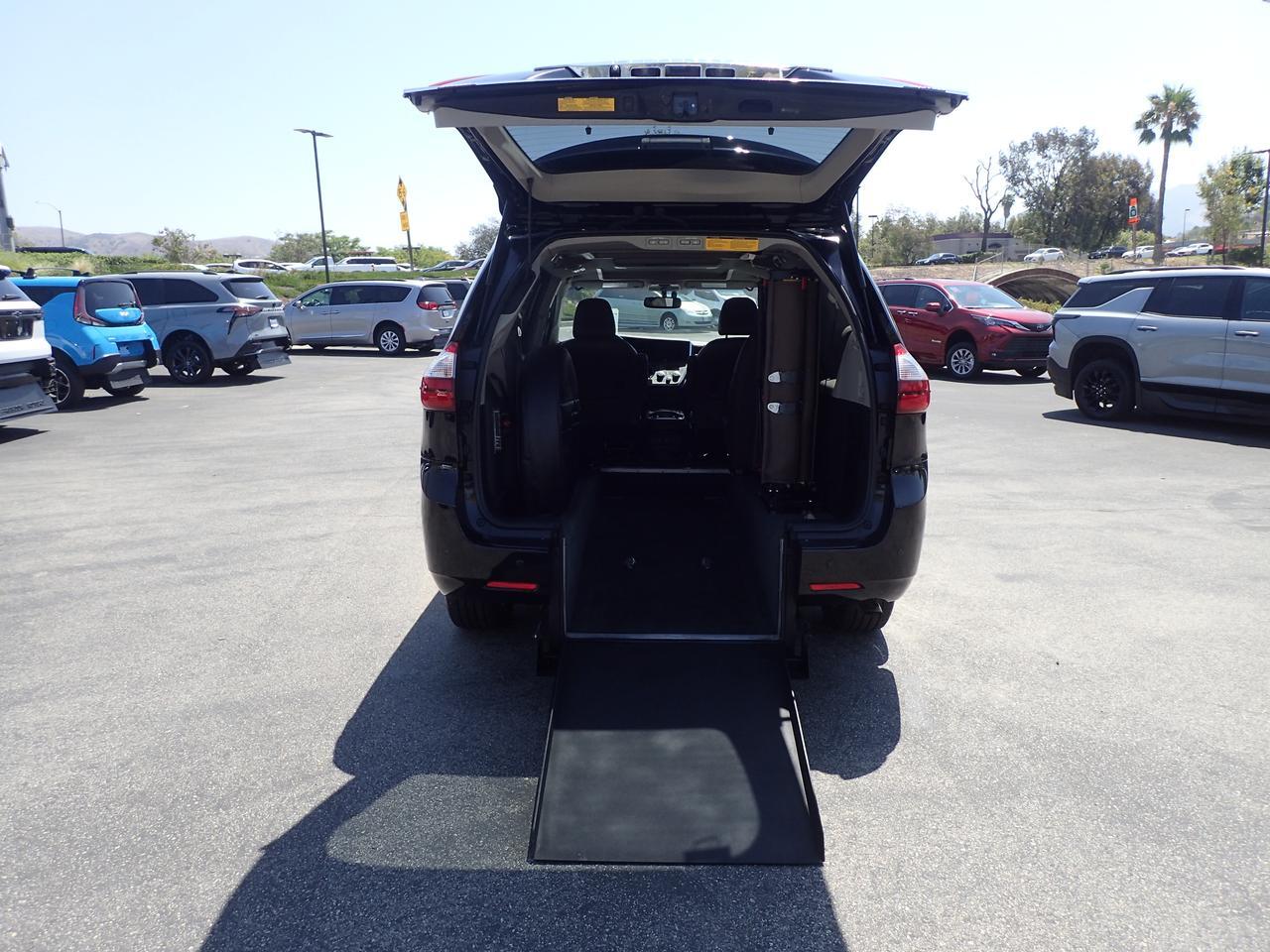 2015 Toyota Sienna Ltd Anaheim CA