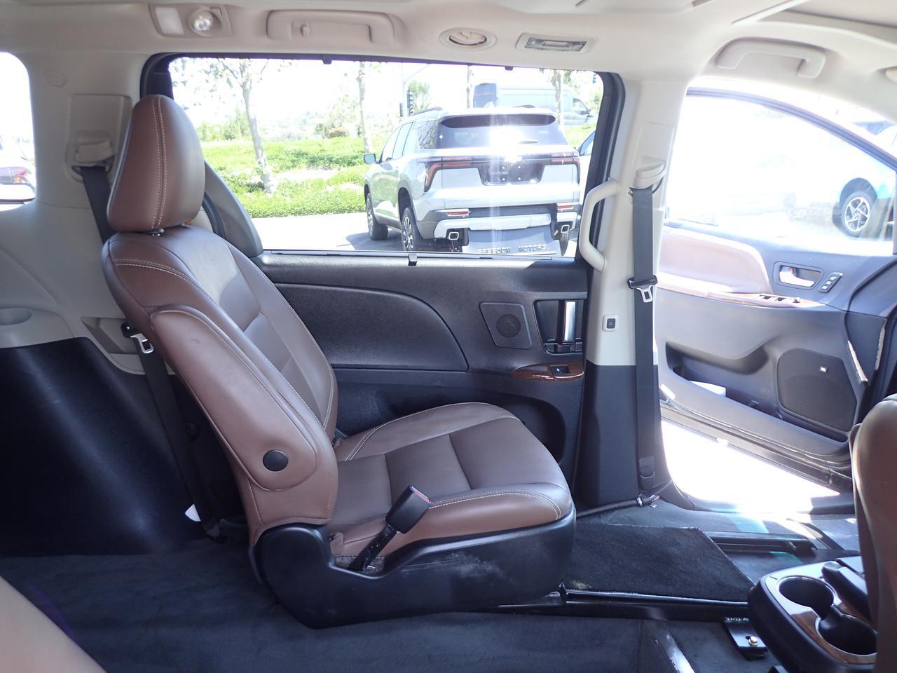 2015 Toyota Sienna Ltd Anaheim CA