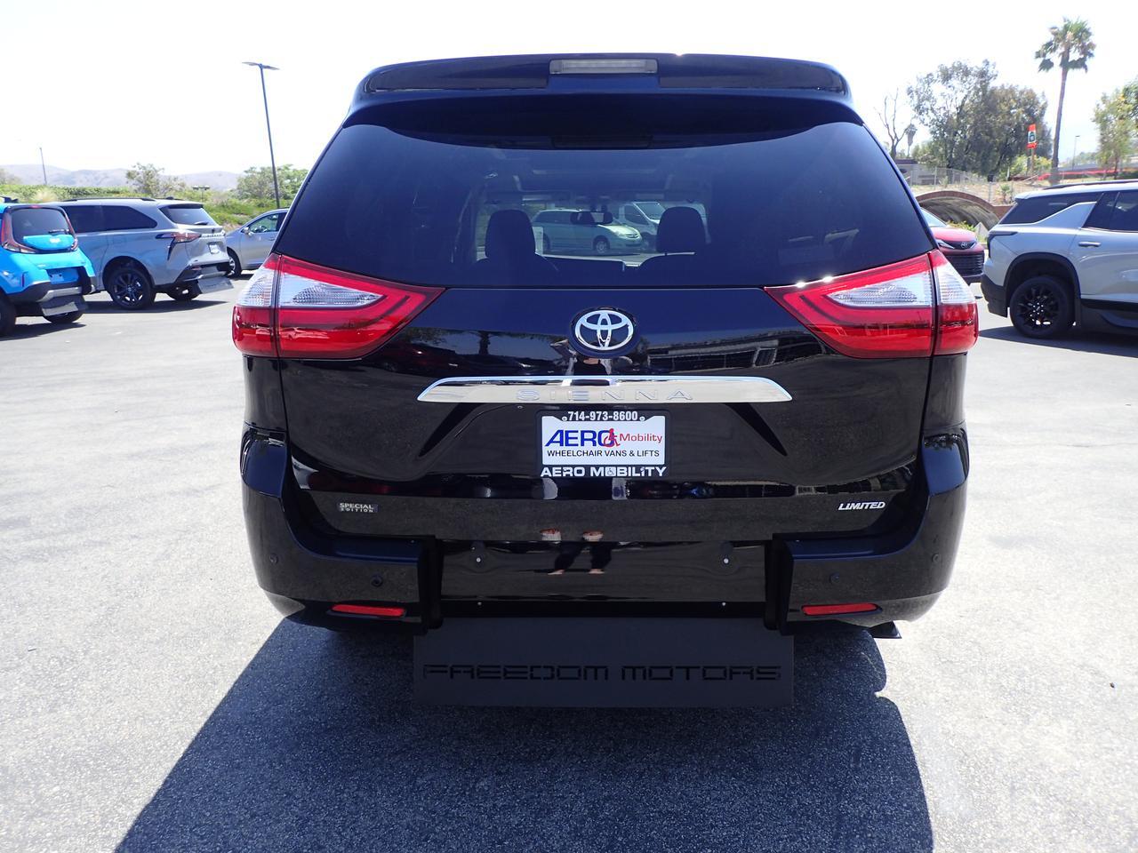 2015 Toyota Sienna Ltd Anaheim CA