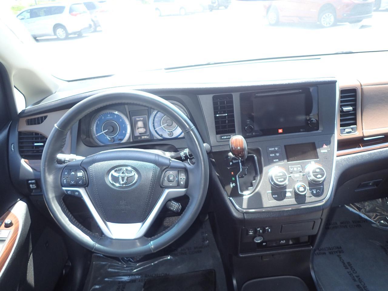 2015 Toyota Sienna Ltd Anaheim CA